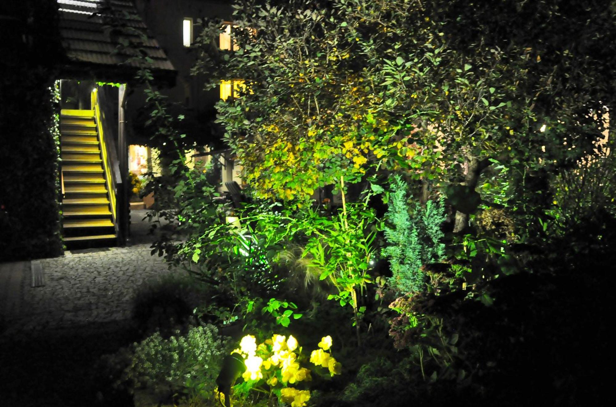 Villa Pod Orzechem W Zaniemyslu Exterior foto